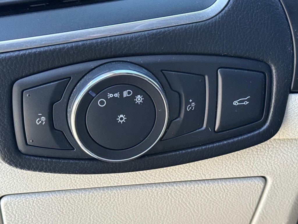 Used 2018 Ford Edge Titanium w/ Equipment Group 301A image 23