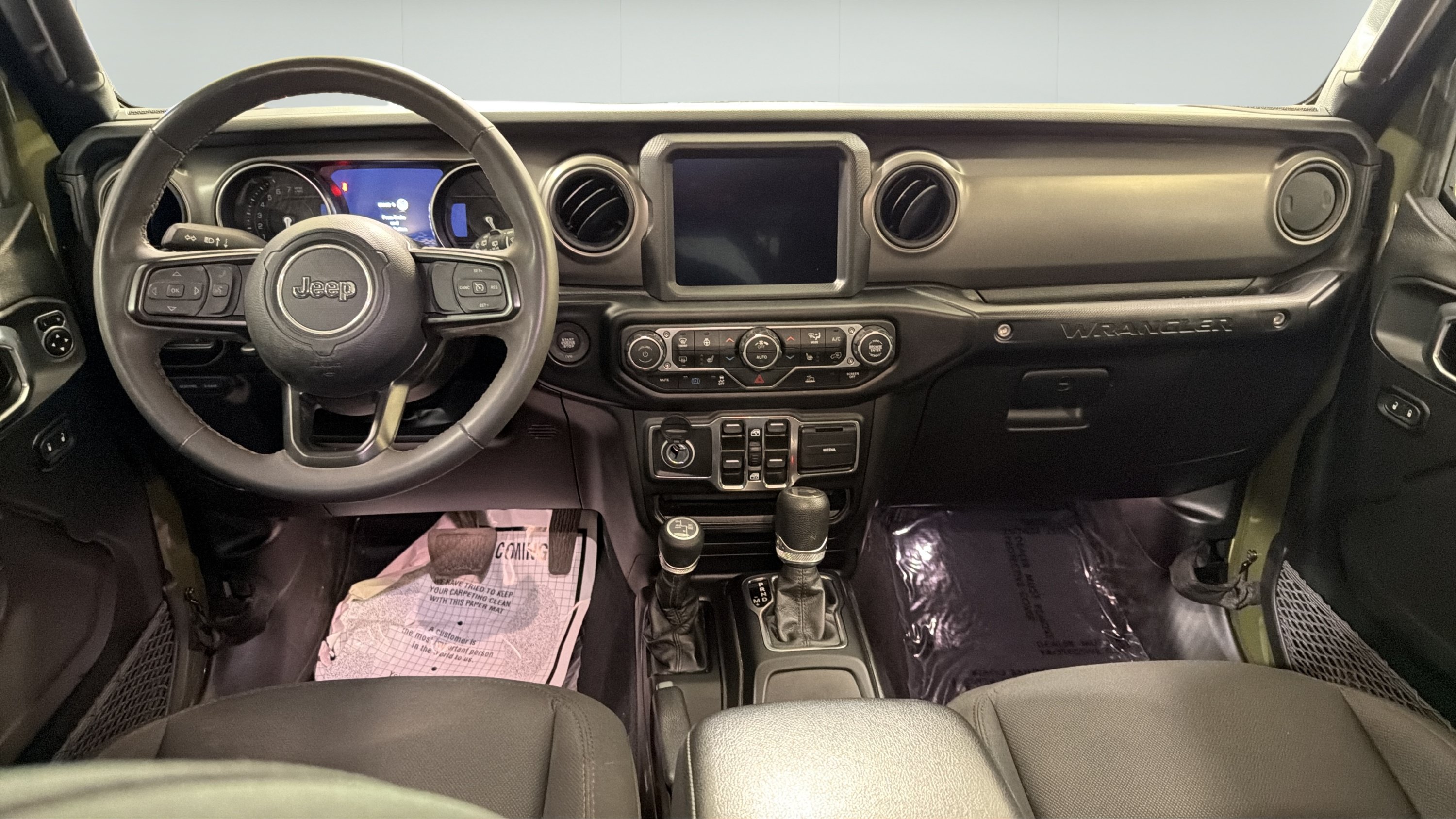Used 2023 Jeep Wrangler Unlimited w/ Cold Weather Group AWD/4WD image 24