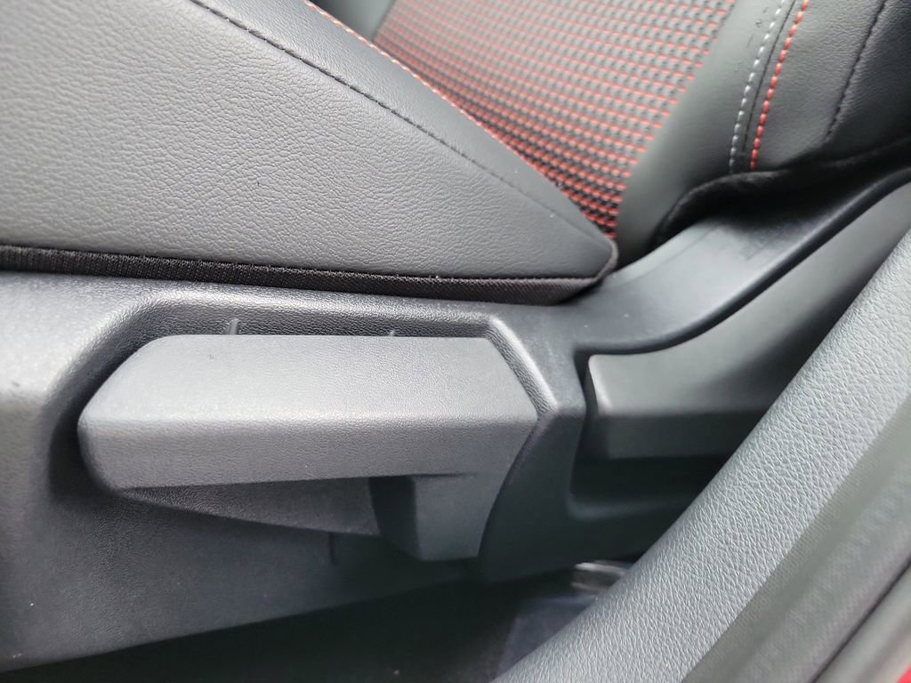 New 2026 Nissan Kicks SR image 20