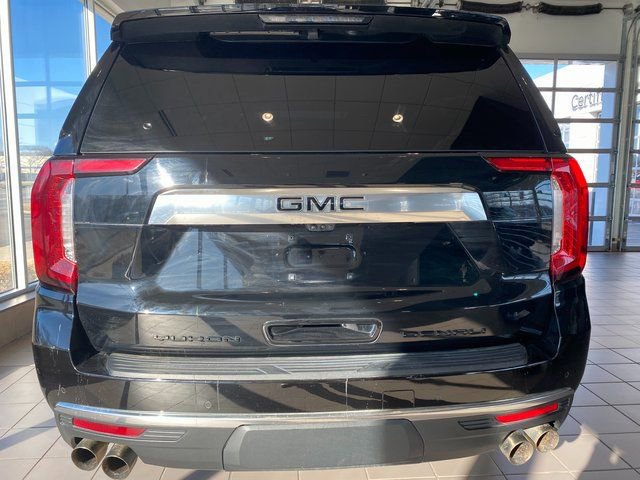 Used 2021 GMC Yukon XL Denali w/ Denali Premium Package image 6