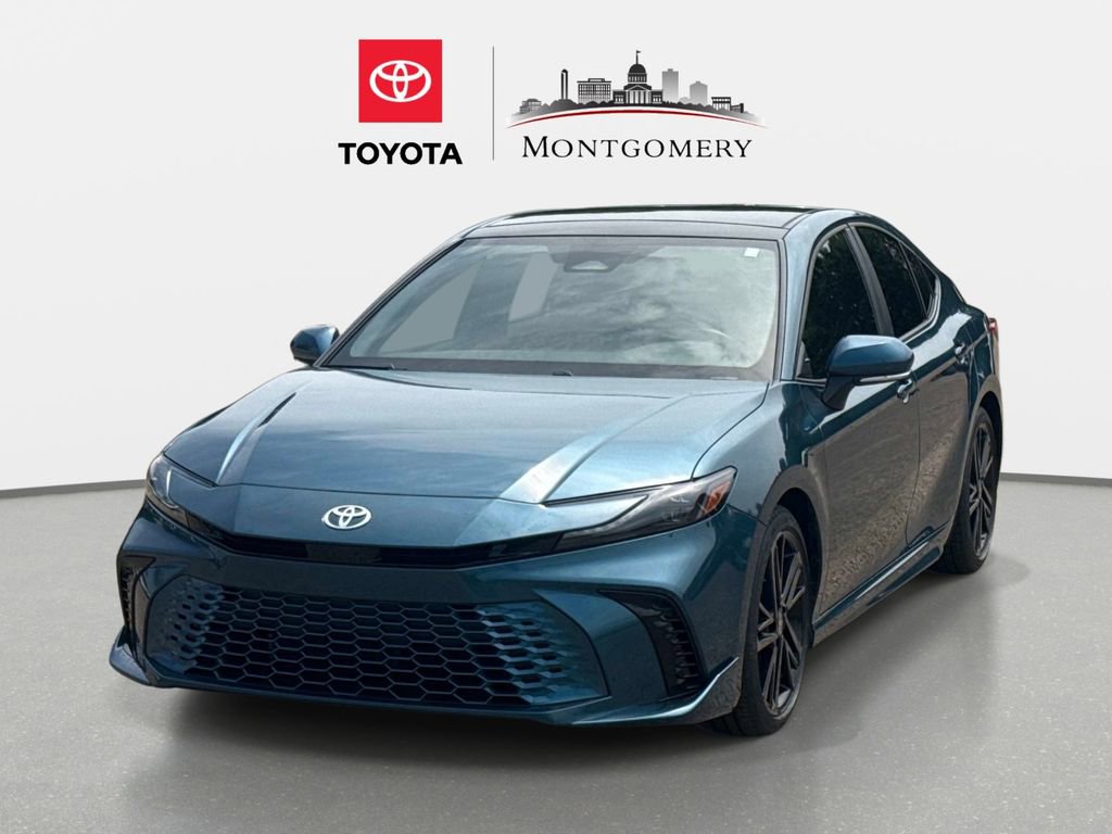 Used 2025 Toyota Camry XSE FWD image 7