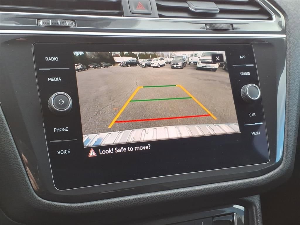 Used 2024 Volkswagen Tiguan Wolfsburg Edition image 24