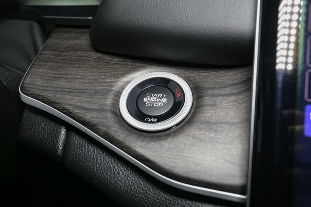 Used 2023 Jeep Grand Cherokee 4WD 4xe image 34