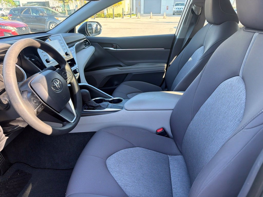 Used 2024 Toyota Camry LE w/ Convenience Package FWD image 10