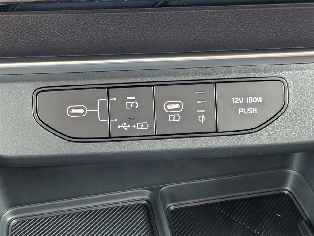 Used 2026 Kia Carnival SX image 27