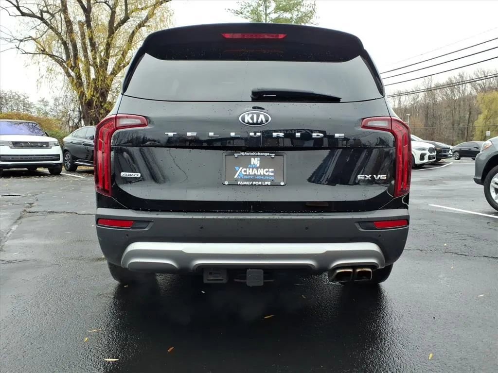 Used 2020 Kia Telluride EX w/ EX Premium Package image 4