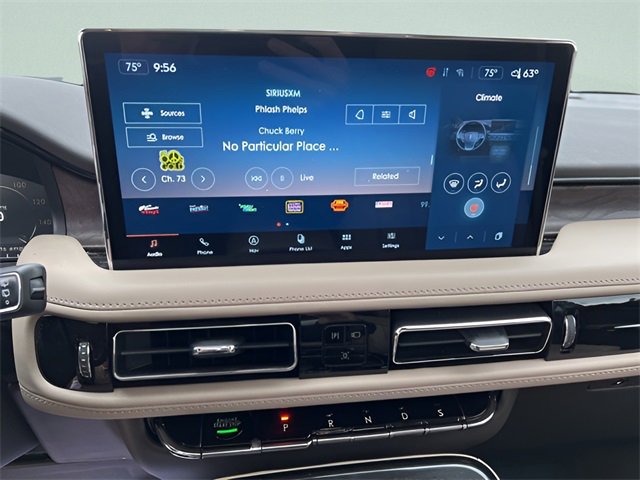 Used 2022 Lincoln Nautilus Reserve image 15