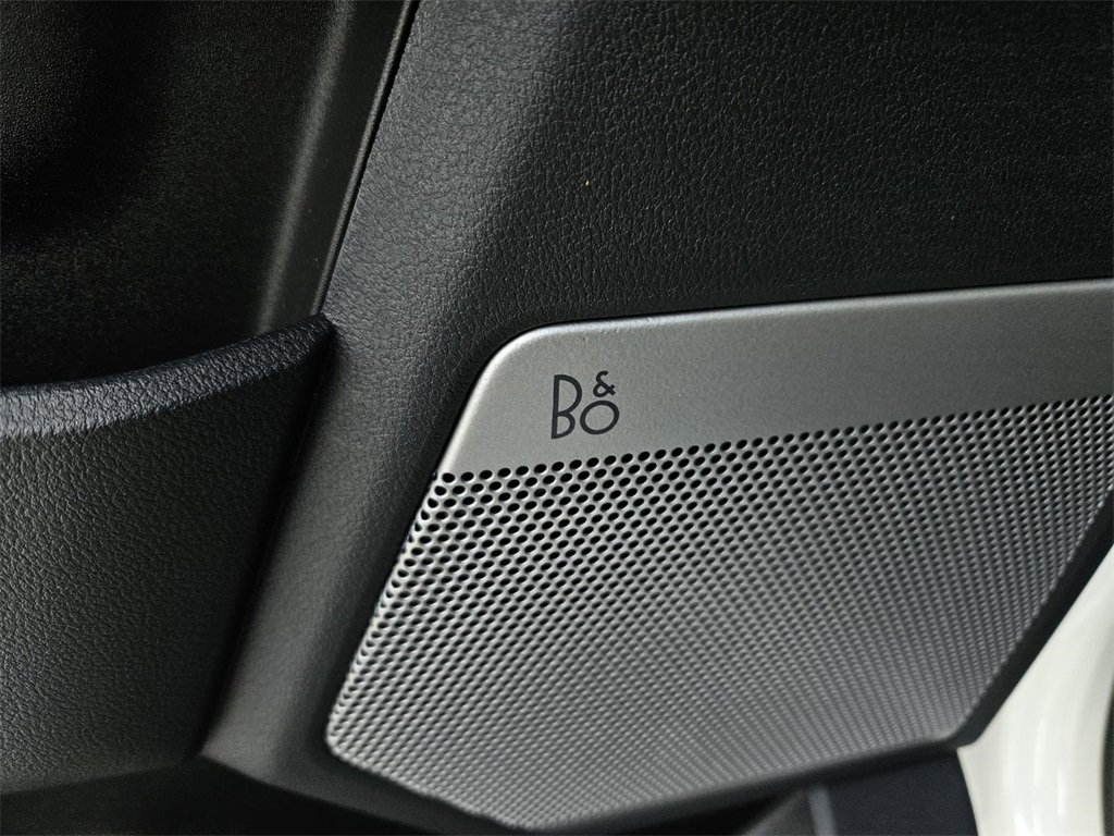 New 2026 Ford F250 Lariat w/ Black Appearance Package image 11