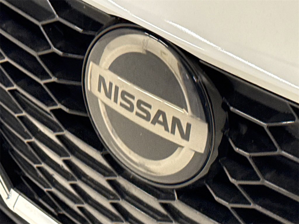 Used 2021 Nissan Sentra SV image 6