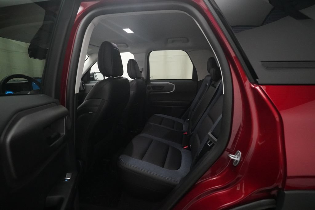 Used 2025 Ford Bronco Sport Outer Banks w/ Outer Banks Tech Package+ AWD/4WD image 15