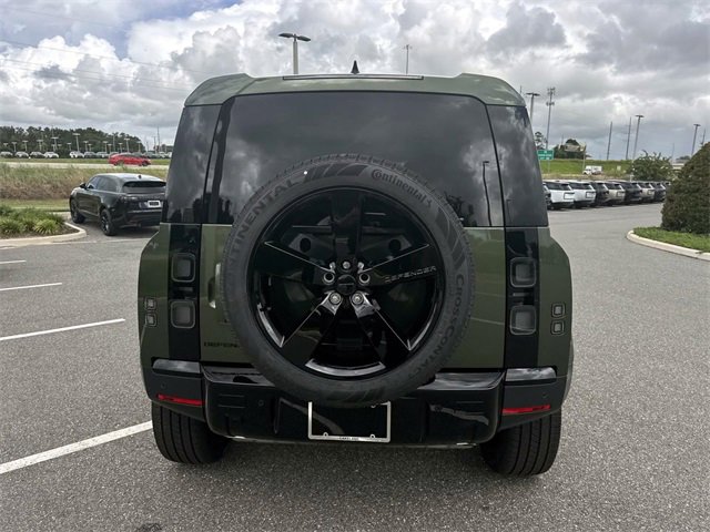 New 2026 Land Rover Defender 110 S image 5