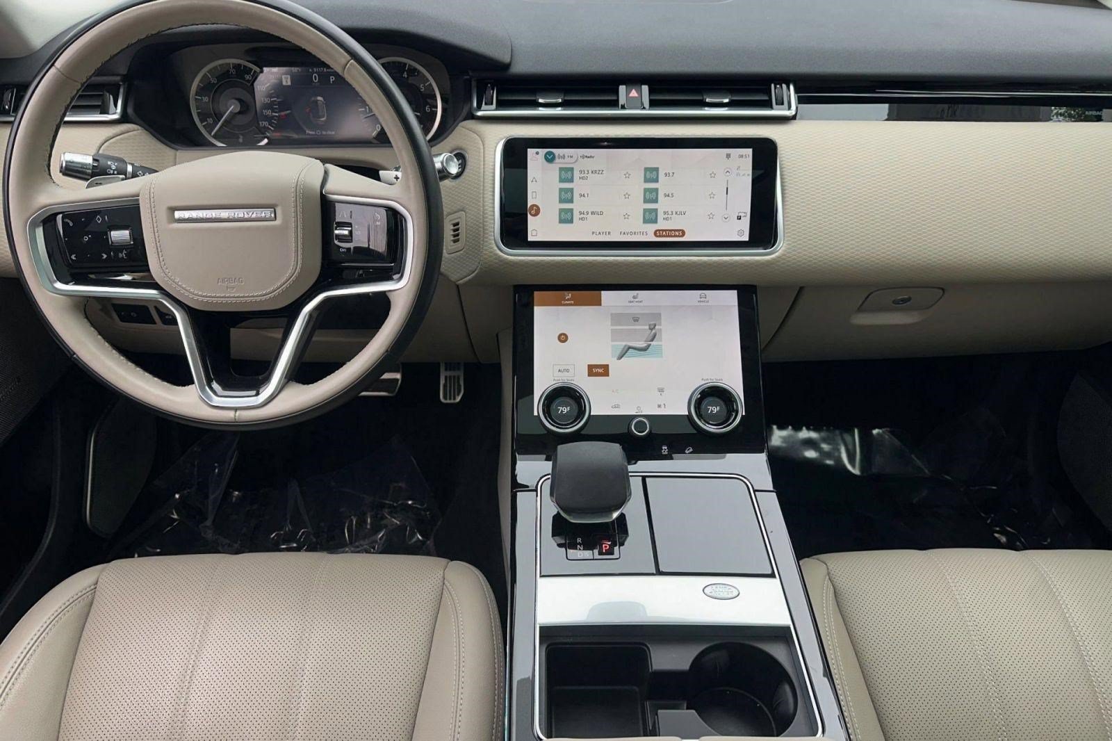 Certified 2022 Land Rover Range Rover Velar R-Dynamic S AWD/4WD image 27