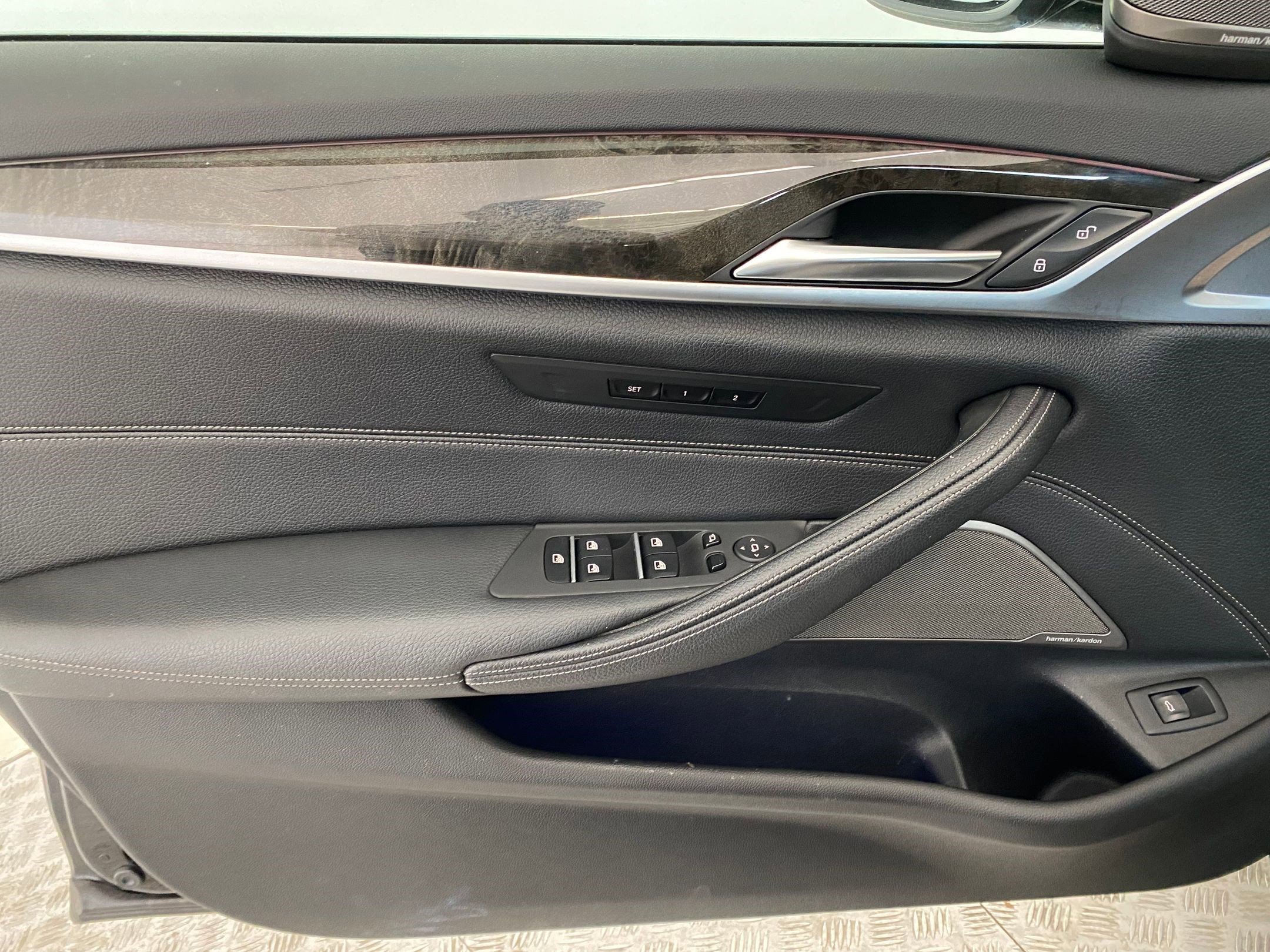 Certified 2023 BMW 540i xDrive w/ Premium Package image 12