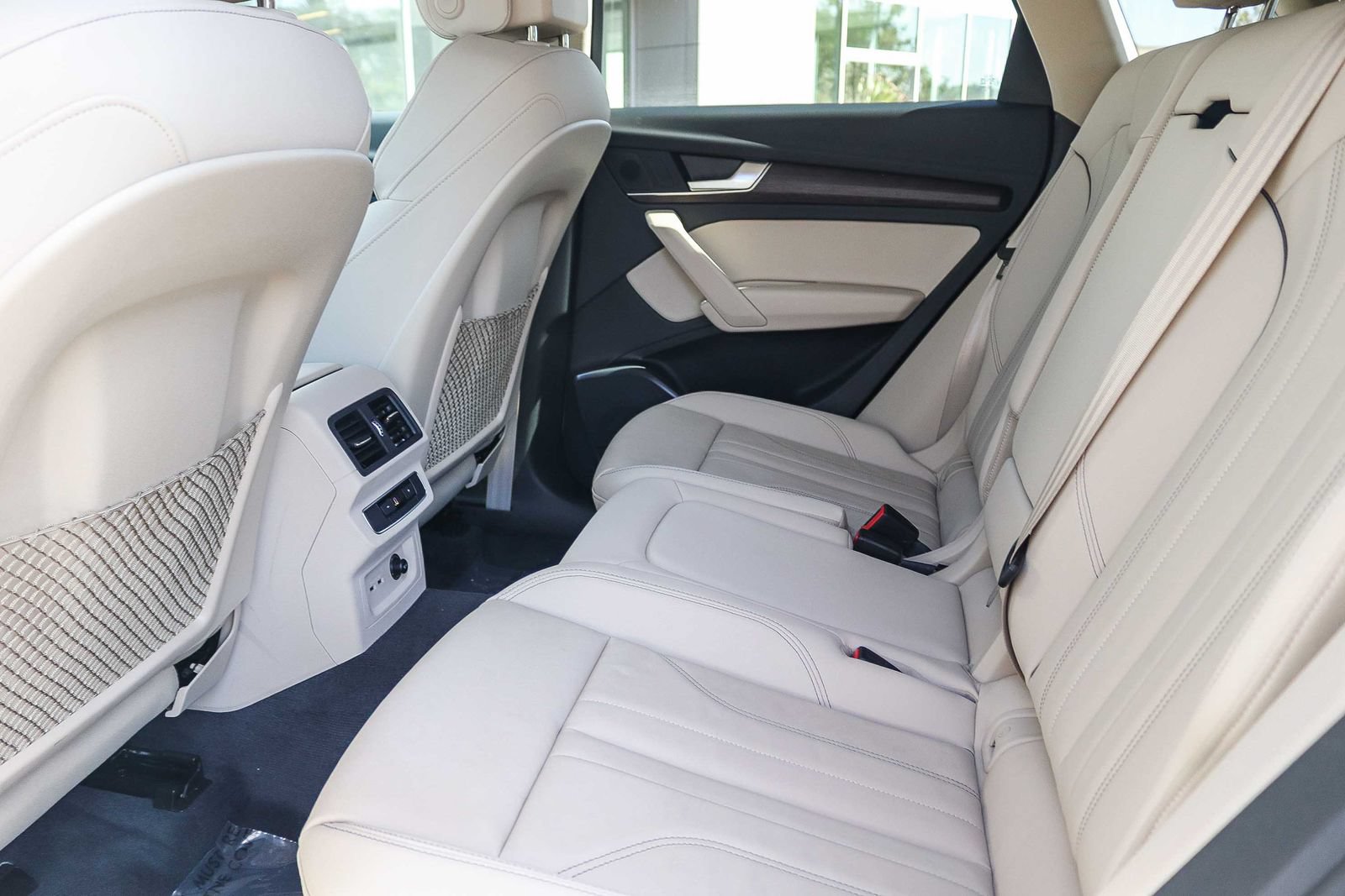 Certified 2024 Audi Q5 e Premium w/ Convenience Package AWD/4WD image 19