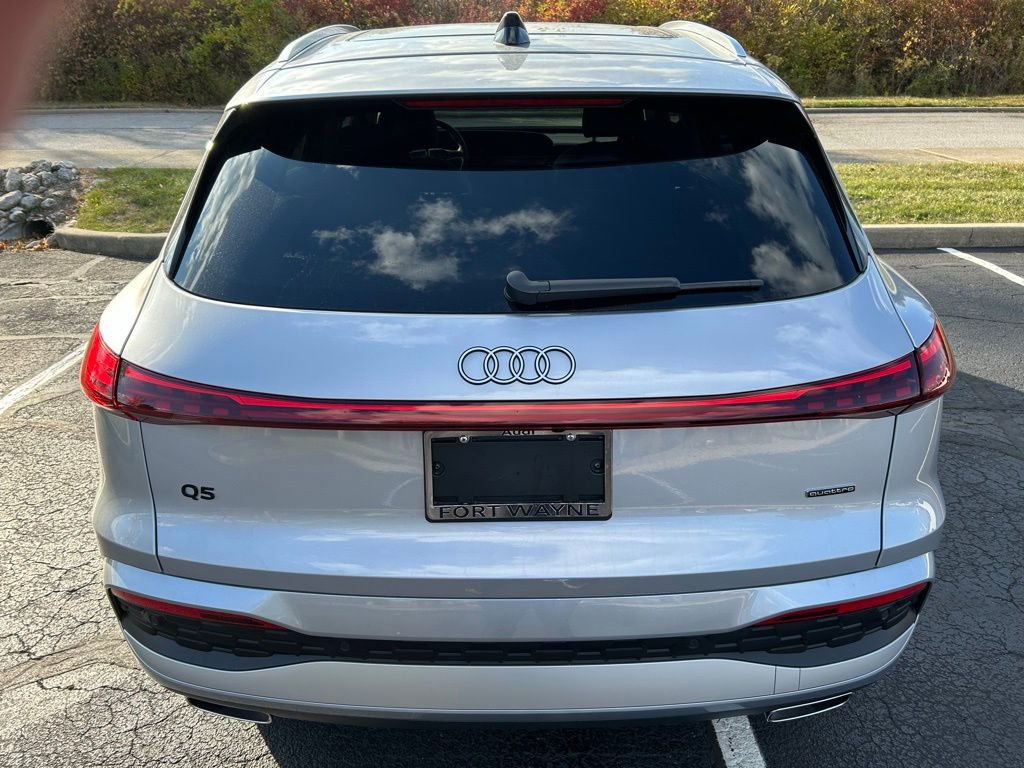 Used 2025 Audi Q5 Premium Plus w/ Premium Plus AWD/4WD image 24