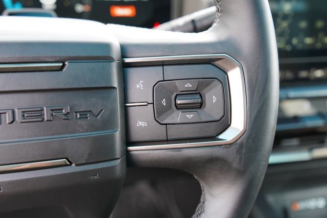 Used 2024 GMC Hummer EV 3X w/ LPO, Illumination Package image 22