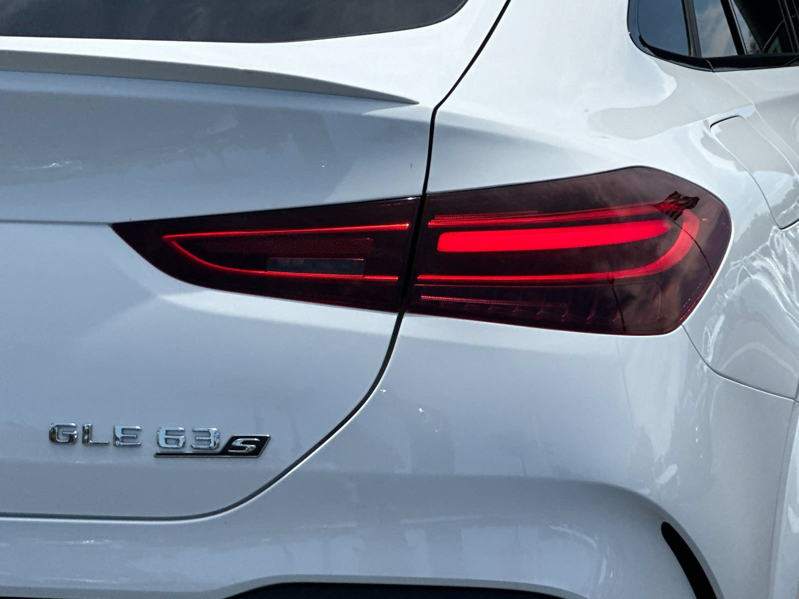 New 2026 Mercedes-Benz GLE 63 AMG S image 33
