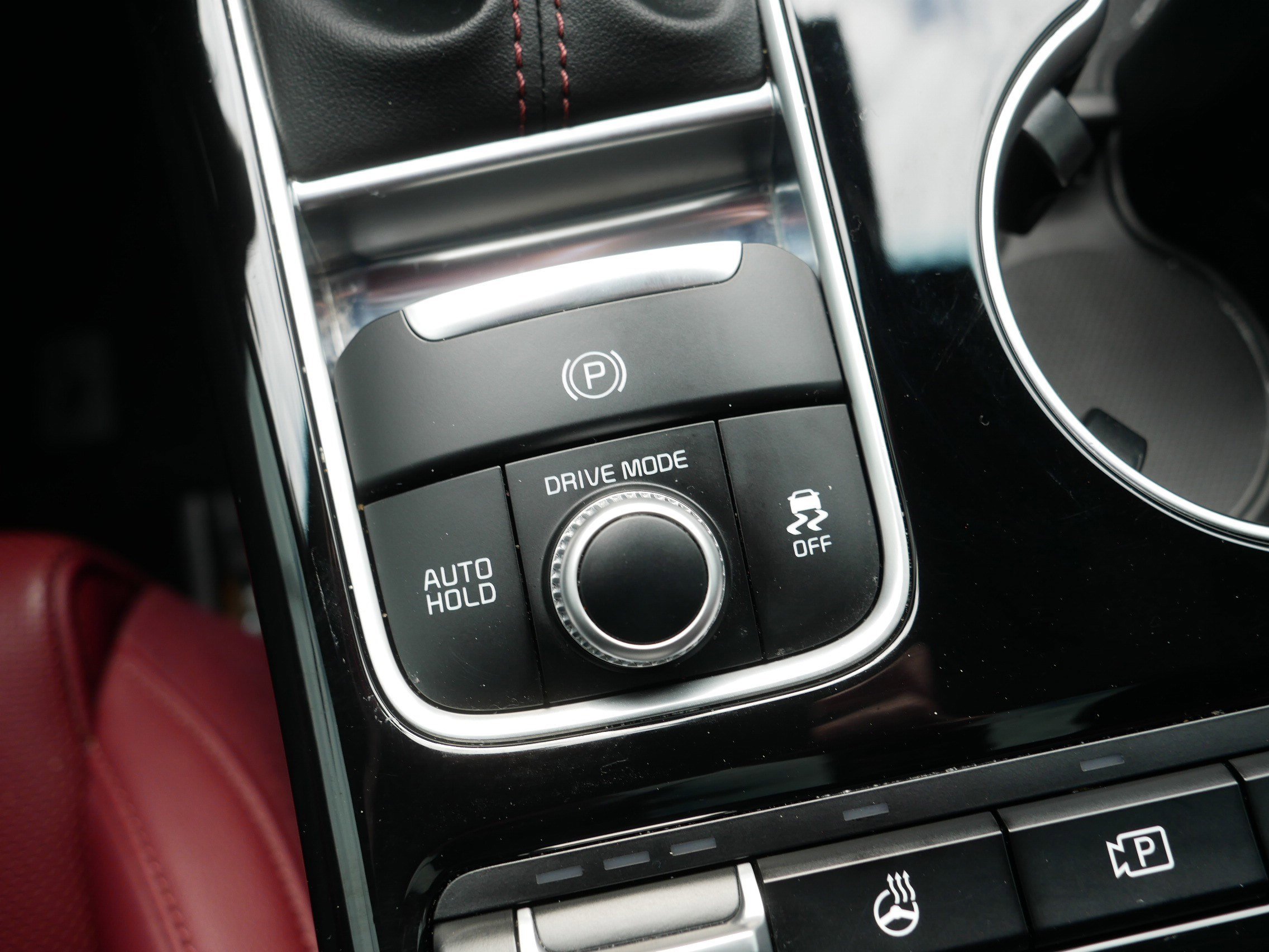 Used 2023 Kia Stinger GT-Line w/ Sun & Sound Package image 32