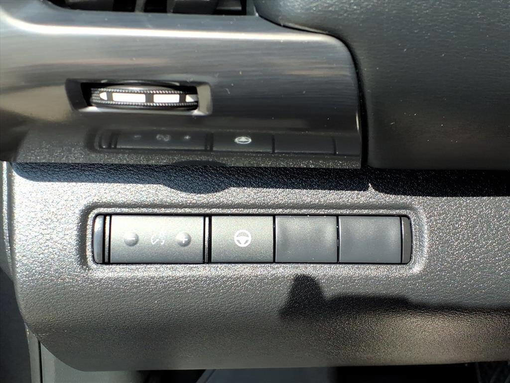 Used 2024 Nissan Pathfinder Rock Creek image 21