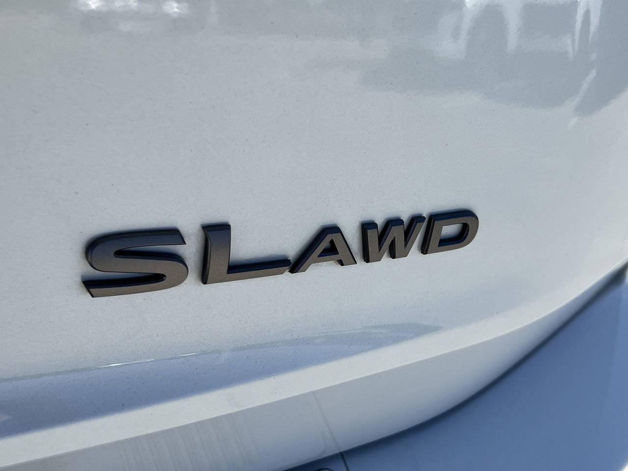 Certified 2025 Nissan Rogue SL image 5