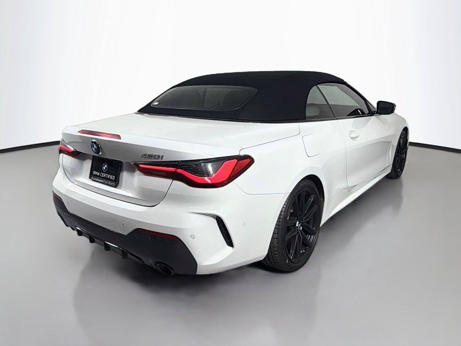 Used 2024 BMW 430i Convertible w/ M Sport Package RWD image 25