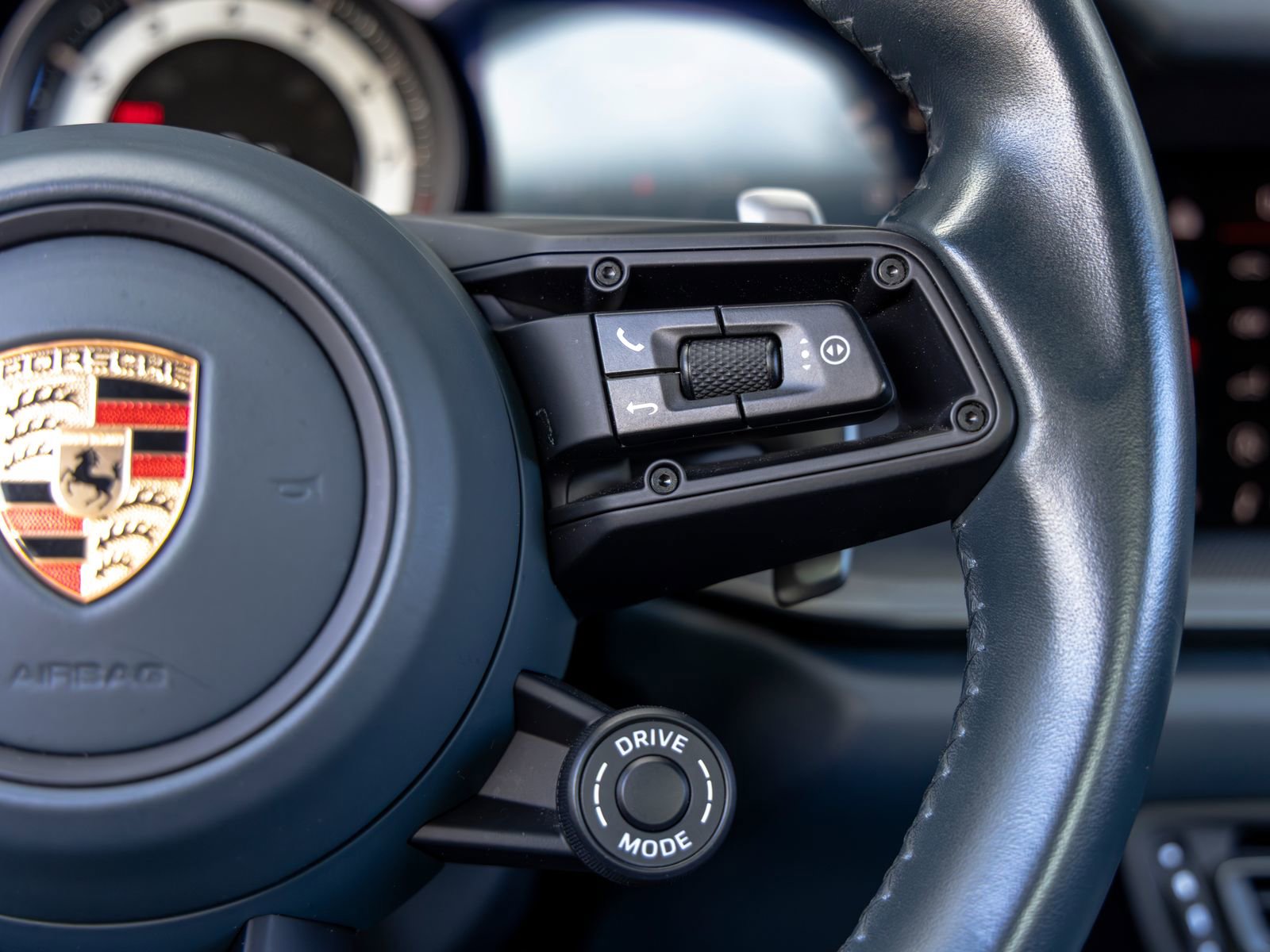 Used 2024 Porsche 911 Carrera S image 34
