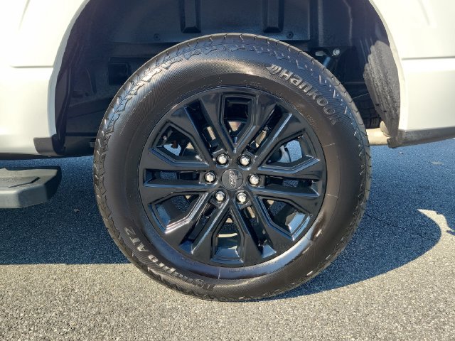 Used 2025 Ford F150 Lariat w/ Equipment Group 502A High AWD/4WD image 7