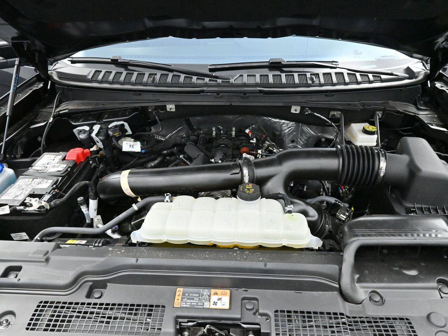 Used 2025 Ford Expedition Platinum w/ Stealth Performance Package image 48