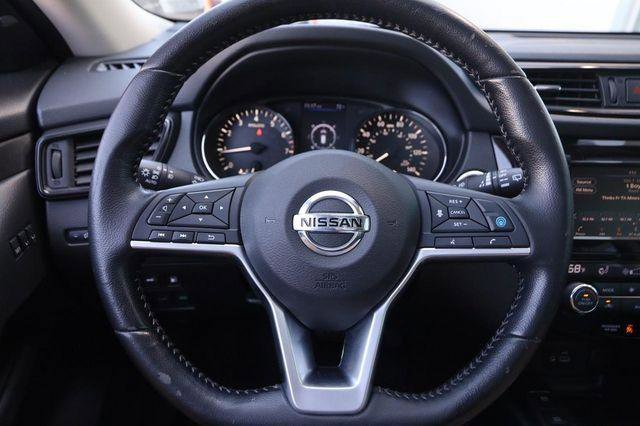 Used 2020 Nissan Rogue SV w/ Sun & Sound Touring Package AWD/4WD image 12