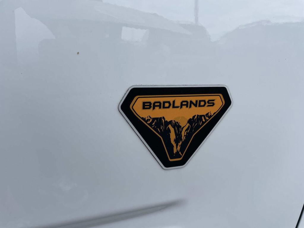 Used 2024 Ford Bronco Sport Badlands image 19