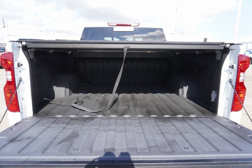 Used 2022 Chevrolet Silverado 1500 LT w/ Convenience Package II image 25