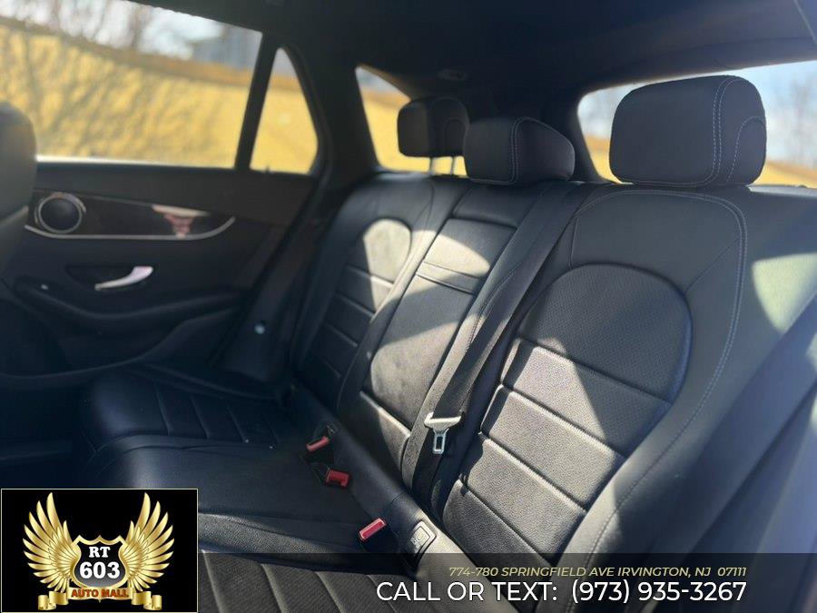Used 2018 Mercedes-Benz GLC 300 4MATIC image 11