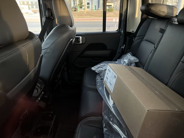 New 2026 Jeep Gladiator Sport AWD/4WD image 6