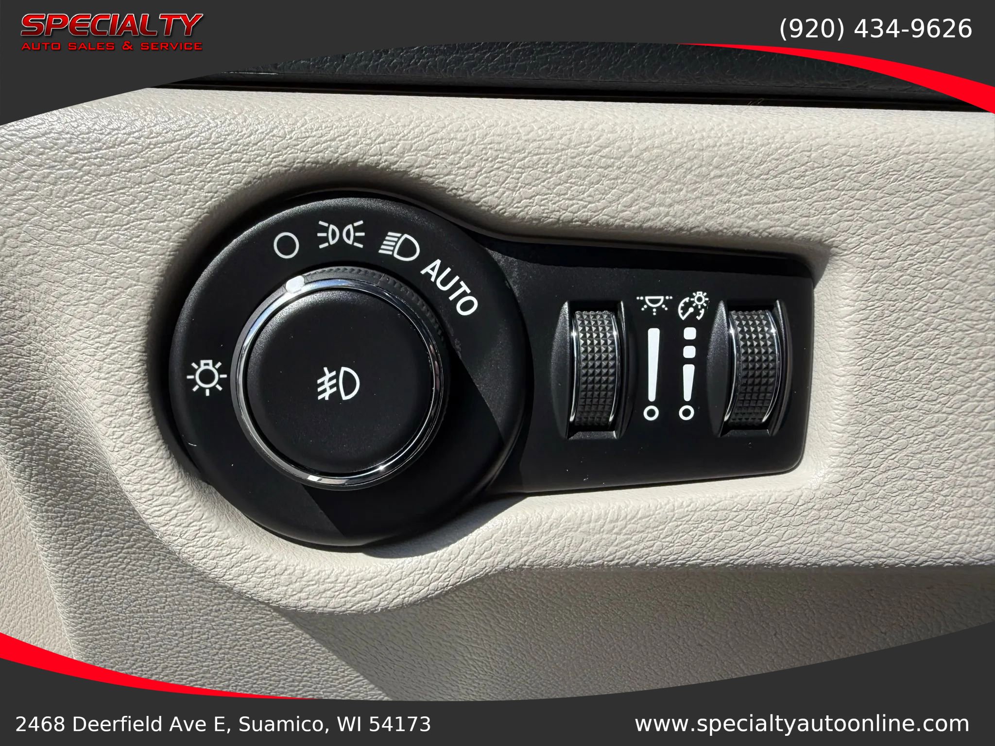Used 2019 Chrysler Pacifica Touring-L FWD image 31