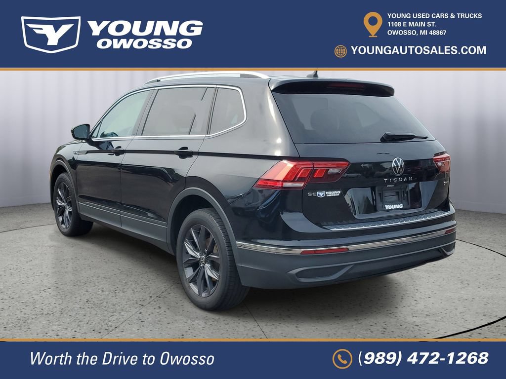 Used 2022 Volkswagen Tiguan SE w/ Panoramic Sunroof Package AWD/4WD image 4