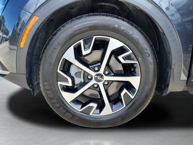 Certified 2023 Kia Sportage EX FWD image 30