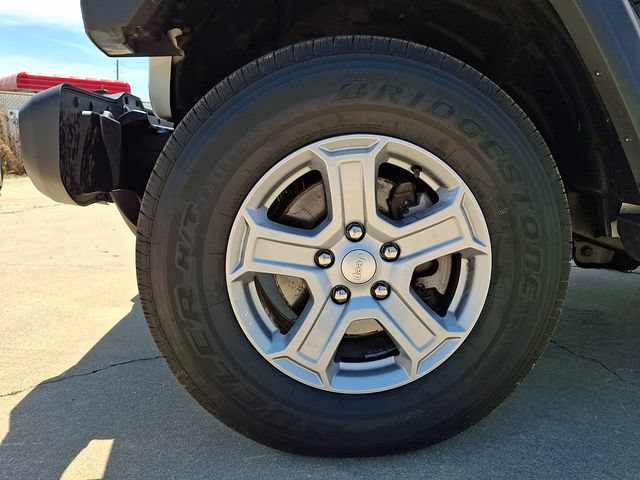 Used 2018 Jeep Wrangler Unlimited Sport S AWD/4WD image 28