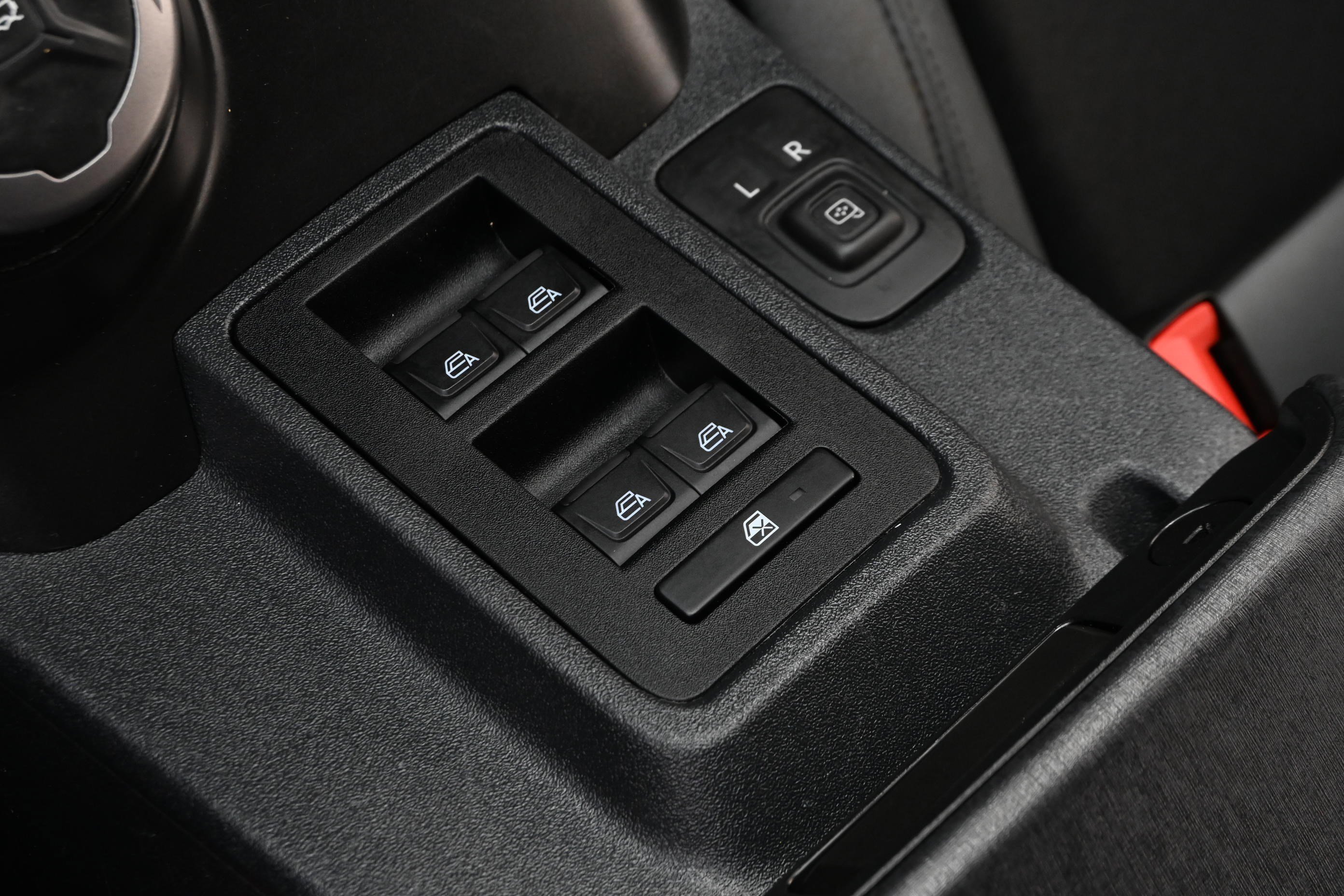 Used 2024 Ford Bronco Black Diamond image 21