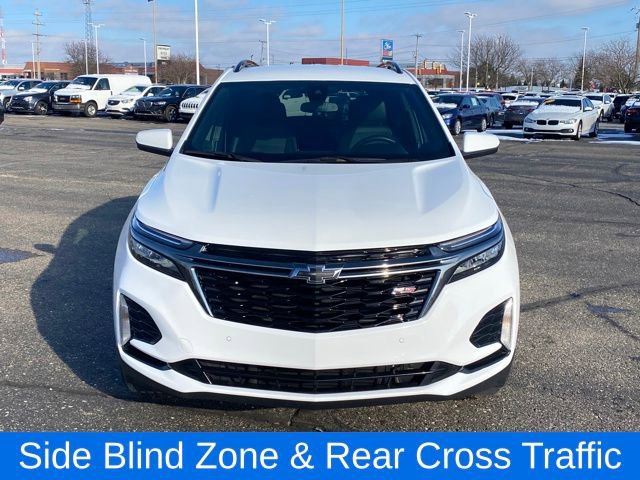 Certified 2023 Chevrolet Equinox RS w/ LPO, Floor Liner Package image 3