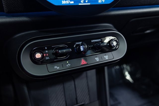 Certified 2025 MINI Cooper S image 21