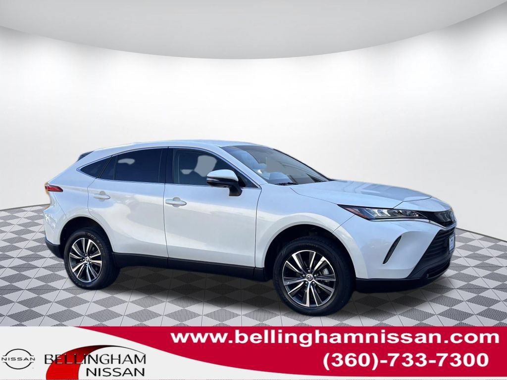 Used 2022 Toyota Venza LE AWD/4WD image 1