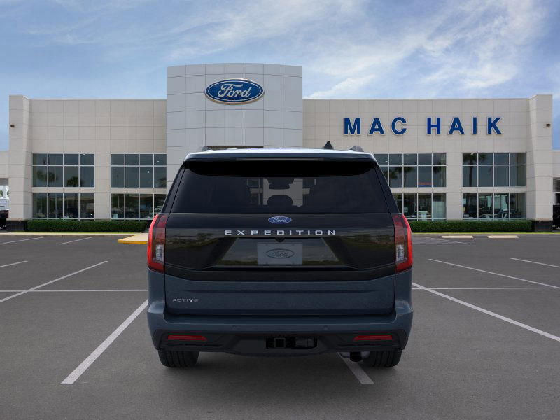 New 2025 Ford Expedition Active image 5