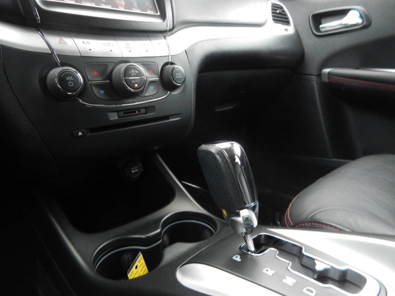 Used 2015 Dodge Journey R/T image 39