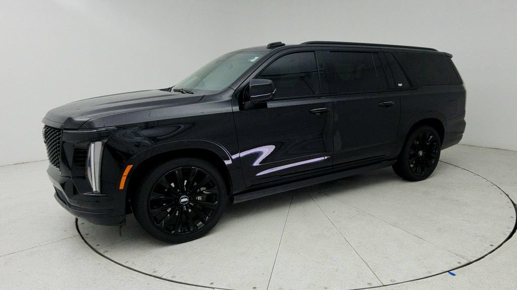 Certified 2025 Cadillac Escalade ESV Sport Platinum w/ LPO, ONYX Package AWD/4WD image 4