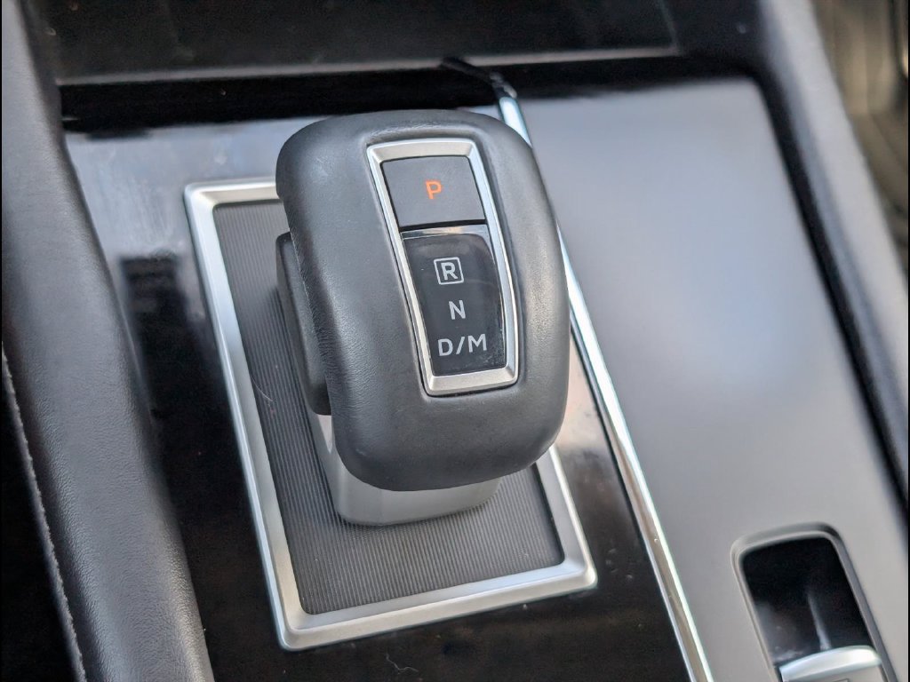 Used 2022 Mitsubishi Outlander SE AWD/4WD image 16