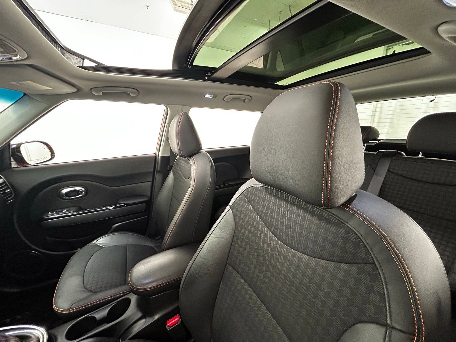 Used 2018 Kia Soul ! w/ Tech Package image 28