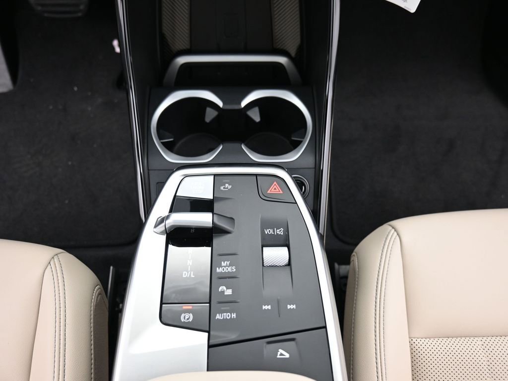 New 2025 BMW X1 xDrive28i w/ Technology Package image 16