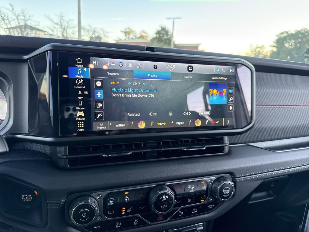 Used 2024 Jeep Wrangler Unlimited Rubicon image 21