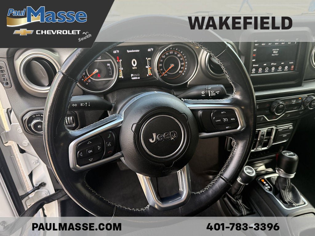 Used 2019 Jeep Wrangler Unlimited Sahara AWD/4WD image 12