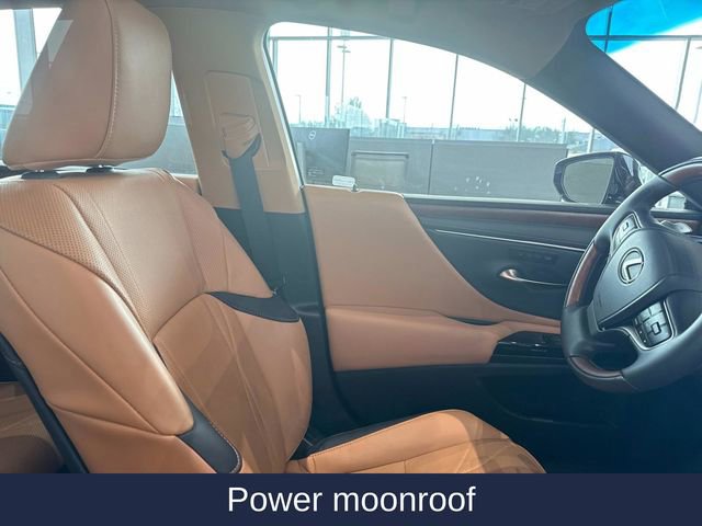 Used 2025 Lexus ES 300h w/ Technology Package image 15